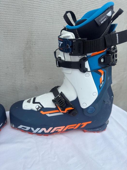Clapari ski schi tura skimo Dynafit TLT8 Expedition CR Carve marime EUR:44.5 Mondo:29.0 last:103