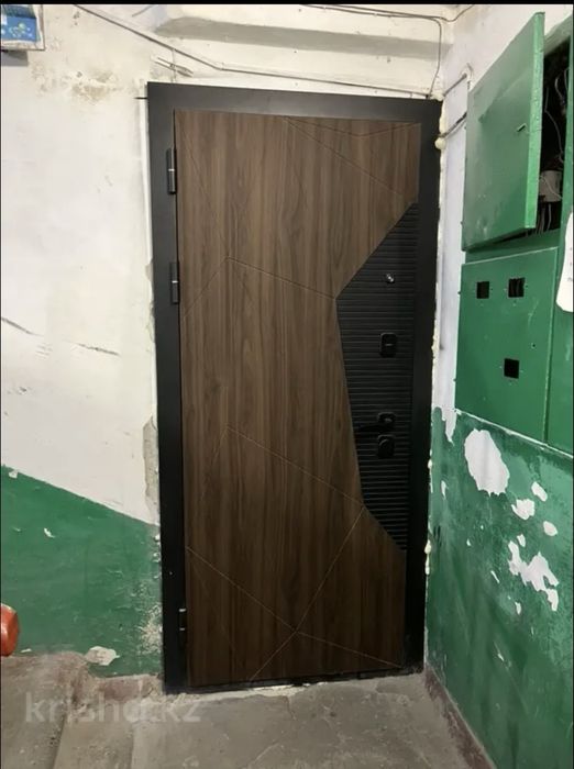 Продам квартиру в двухкомнатную