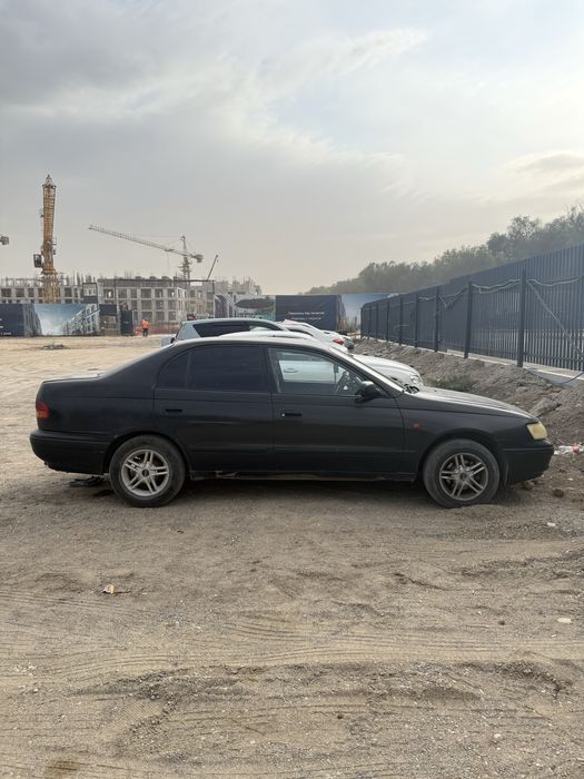 Живая Тайота карина Е 1996