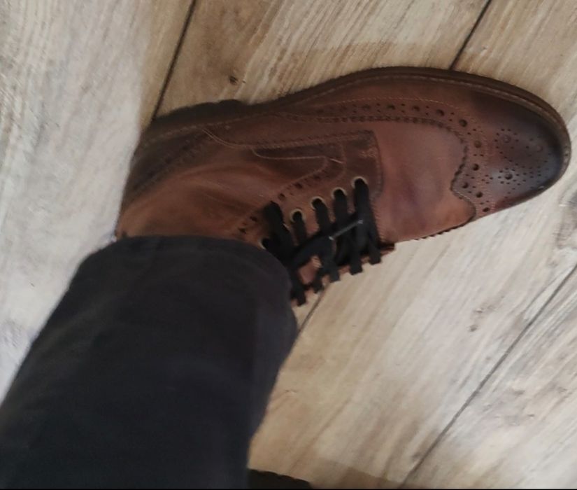 Papuci eleganți stil ghete, piele 100%,ca noi, mărimea 42