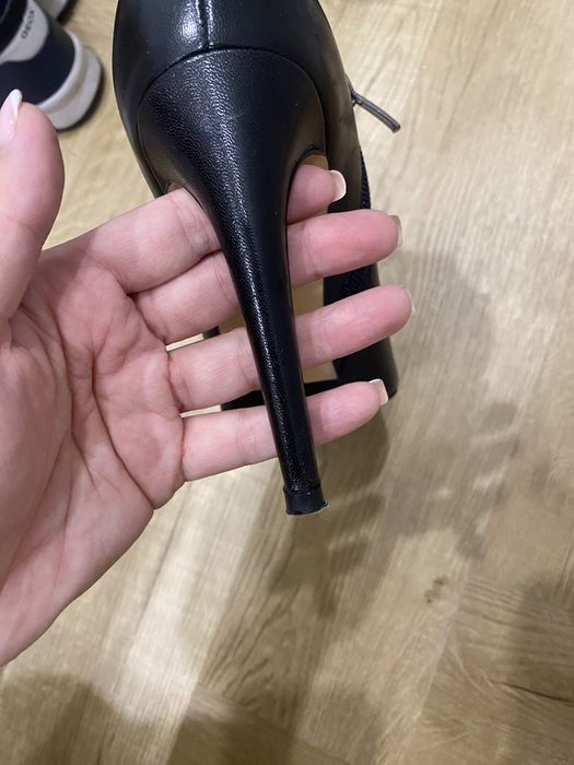 Кожанные,женские ботильоны 37 р