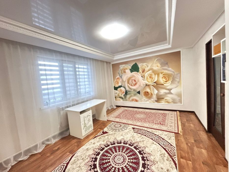 Продается коттедж 6 комн. Центр