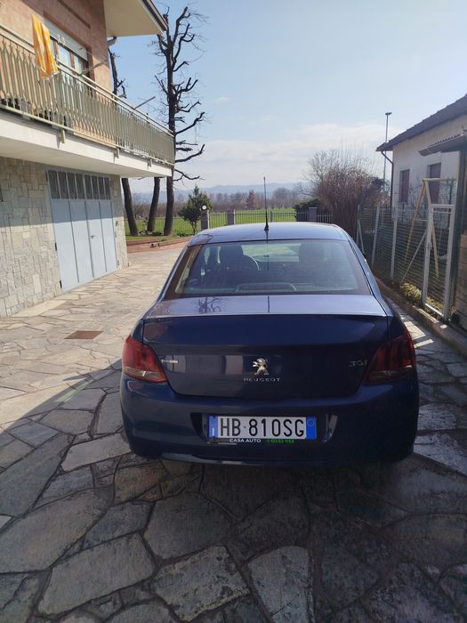 Peugeot 301  1200 benzina