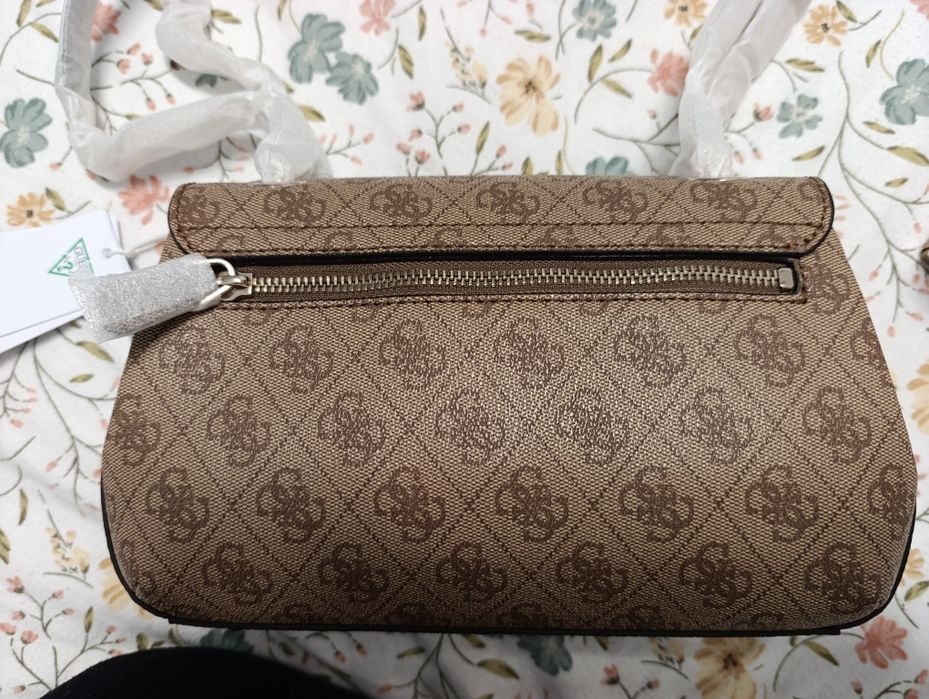 Guess Katya нова чанта