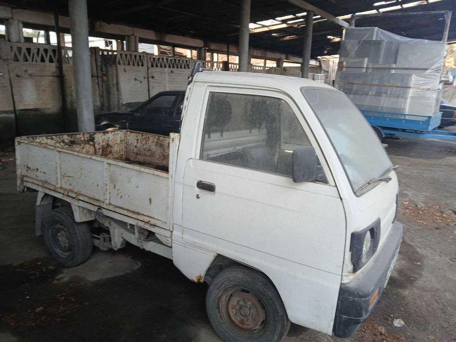 Продается LABO 1993 года выпуска метан в рабочем состоянии