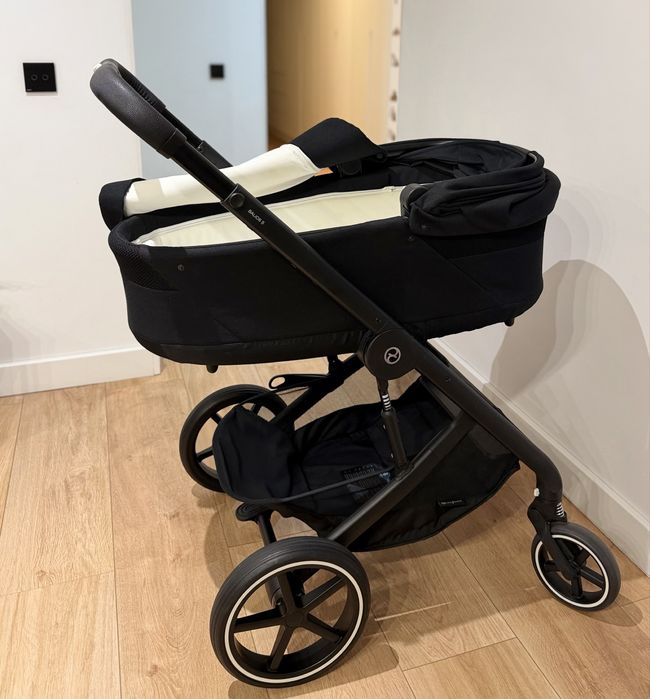 VAND carucior cybex balios s lux black