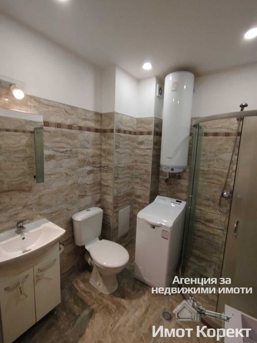 Дава се под наем Двустаен апартамент в Асеновград - 70 кв.м за 204 € - Снимка #2