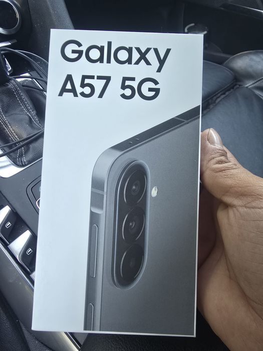 Vând  Galaxy A 57,5G nou in cutie.Pret 1600 Lei