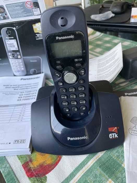 Стационарен телефо