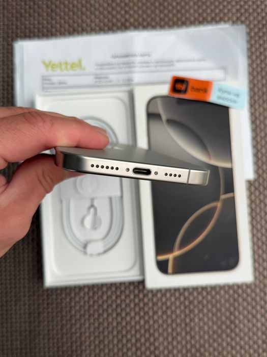 36М ГАРАНЦИЯ! iPhone 16 Pro MAX Лизинг от 30€/мес Natural Titanium КАТО НОВ 256GB