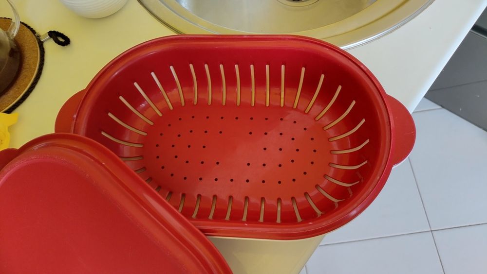 Хлебница Tupperware