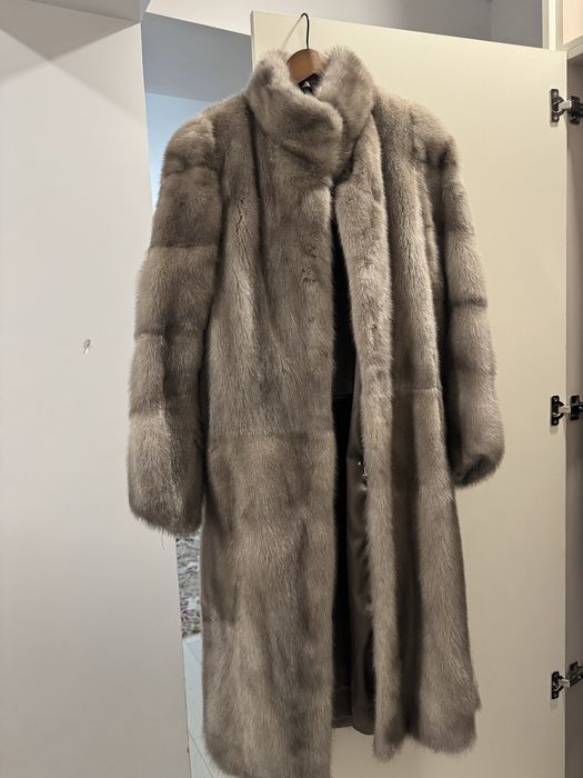 Продам норковую шубу