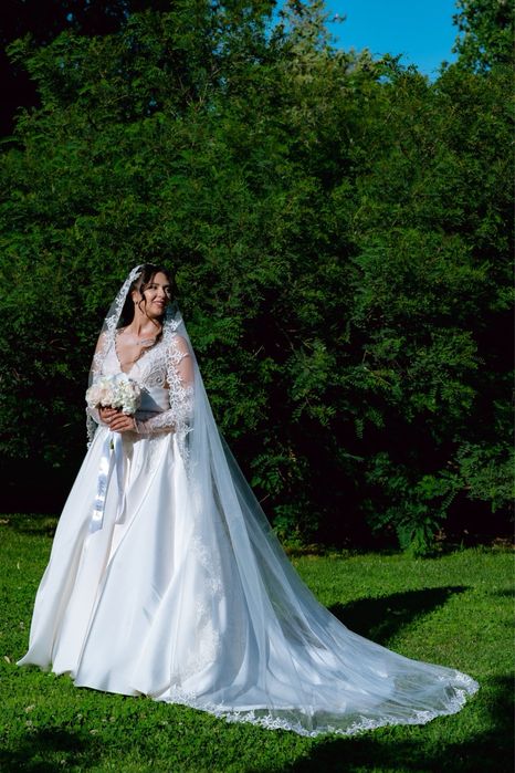 Vand rochie de mireasa