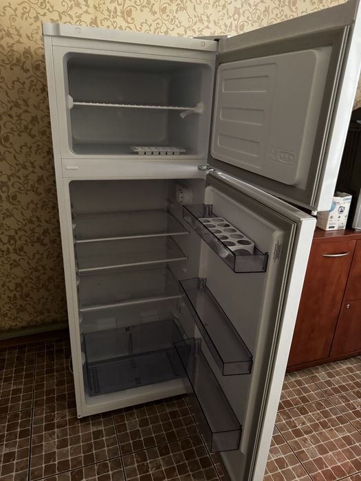 Холодильник BEKO RDSK 240M00W