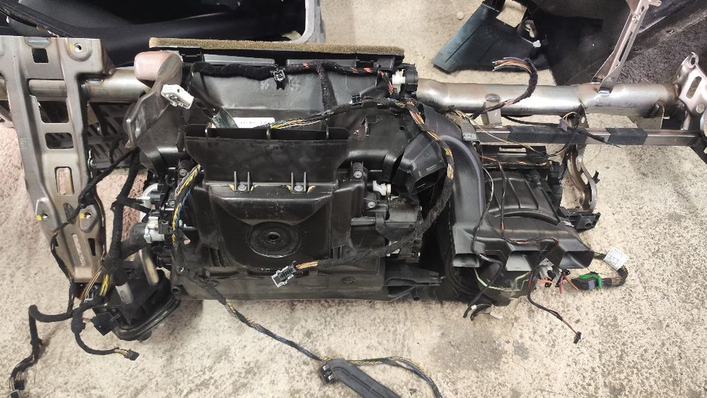 Парно за БМВ е90 е91 е92