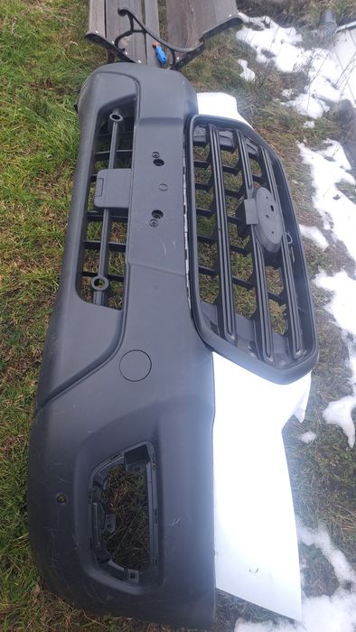 Ușă stânga și dreapta Ford transit bara față. Grilă .tragher,2016,2017