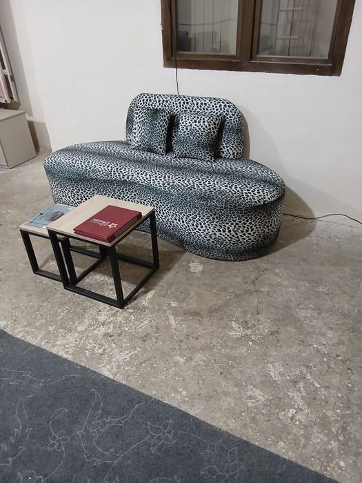 Диван тигровый с закруглённый