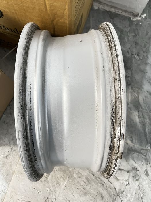 Продам диск один от камри