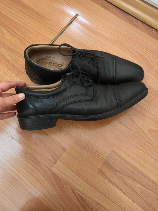 Елегантни мъжки обувки Esse