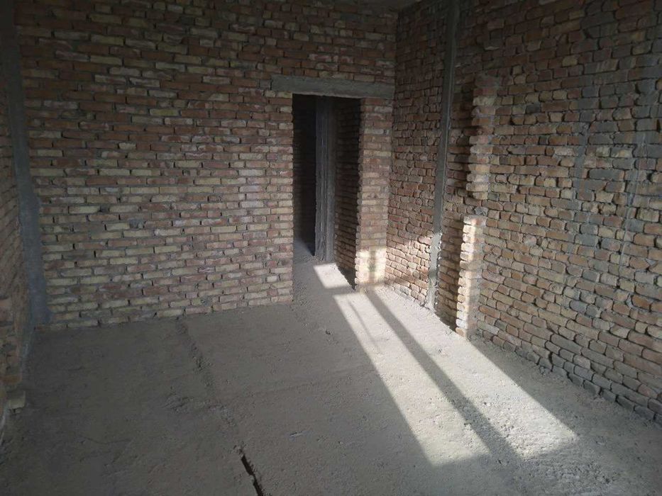 Ko`p qavatli uydagi xonadon