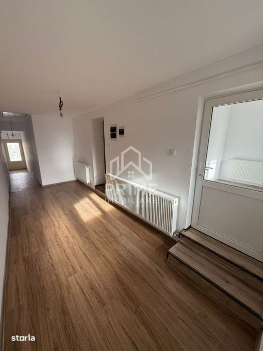 Casa renovata - 3 camere + SPAȚIU COMERCIAL | 110 mp | teren 139mp |