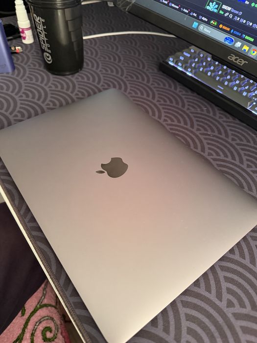 Macbook air M1