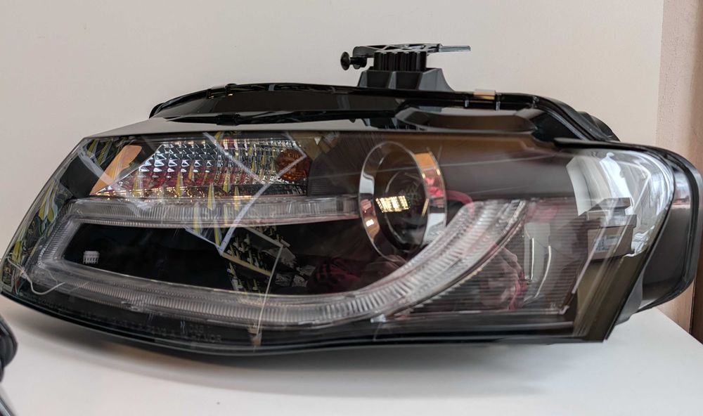 Фарове Ауди А4 Б8 08-11 ЛЕД фейс визия Нови Audi A4 B8 За ксенон xenon