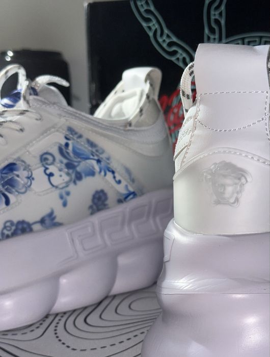 Versace Chain Reaction