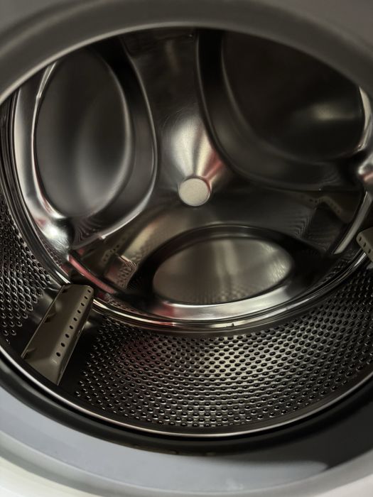 Стиральная машина Indesit на запчасть