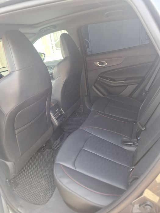 Changan cs55 plus сотилади.