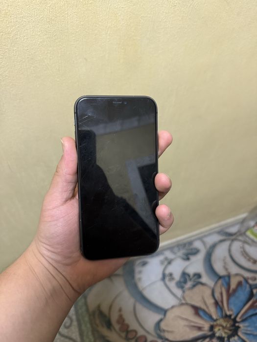Продам iphone 11 128 gb
