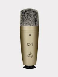 Studio sotiladi hamma narsasi bor