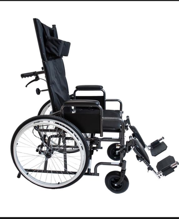 Инвалидная коляска в хорошем состоянии