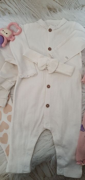 Lot hainute fetita 68/74 impecabile jucarie cadou