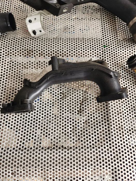 Furtun Conducta Tub Intercooler Turbo Turbina Peugeot 308 508 3008 5008 Ford Kuga Fiesta Focus Etc.