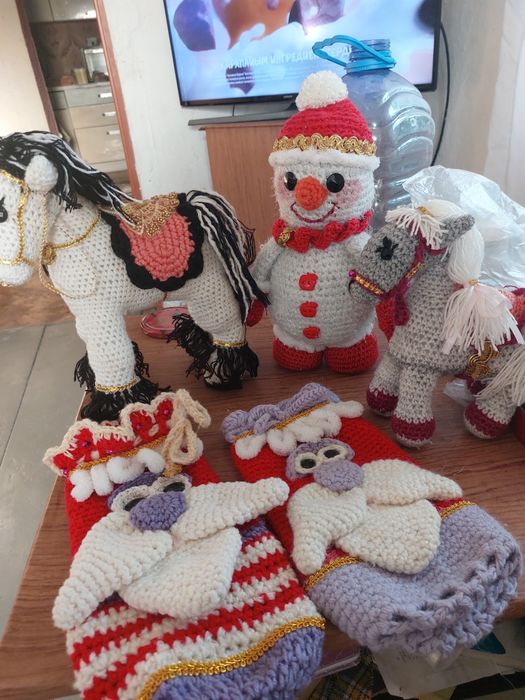 Вязаные игрушки к новому году