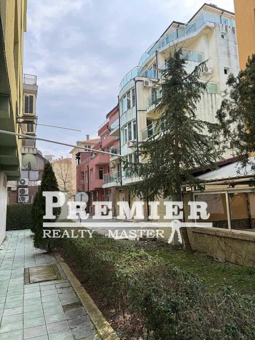 Продава се Хотел в Поморие - 430 кв.м за 415 €/кв.м - Снимка #7