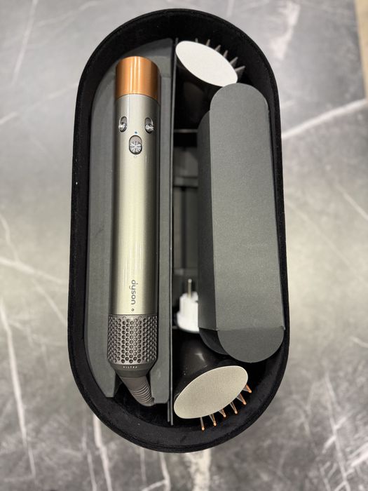 Dyson стайлер Long HS05