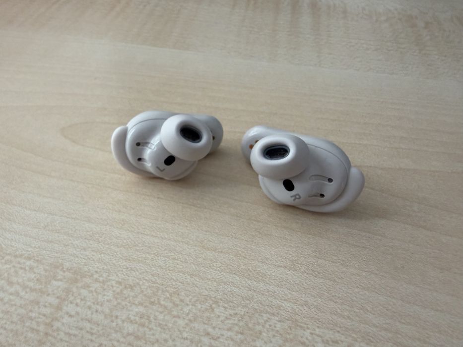 Casti Bose QC ultra earbuds Bej
