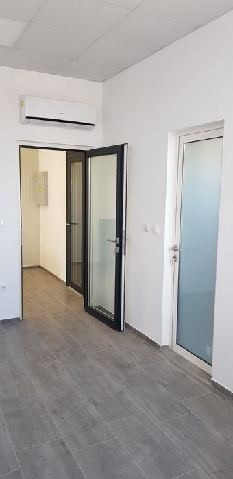 3бр.Офис помещения под наем с обща площ 90к.м.