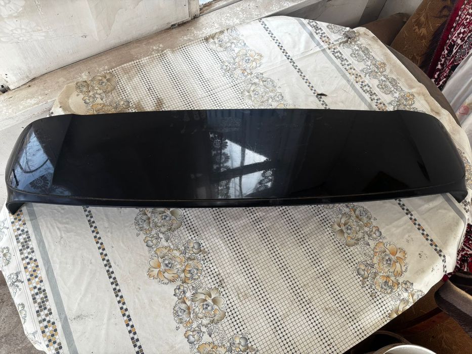 Продам сполер BMW  X 5 E 70