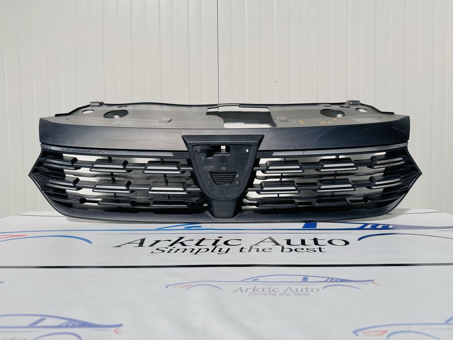 Grila radiator Dacia Logan 3 dupa 2020 cod 623107458R