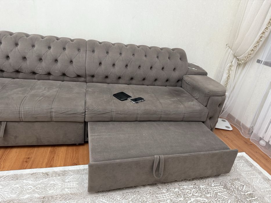 Мягкая мебель, диван