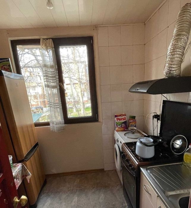 Чиланзар 9 квартал 3/2/4 Кирпичный дом, Комнаты раздельные, балкон 2*6