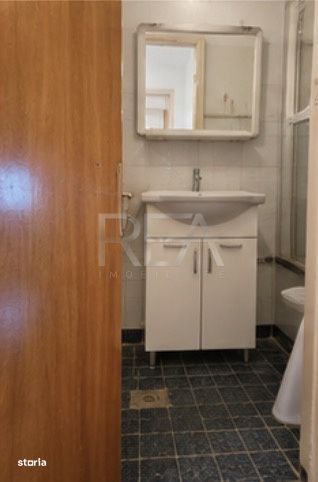 3 Camere Dorobanti  Decomandat ,instalatii electrice schimbate