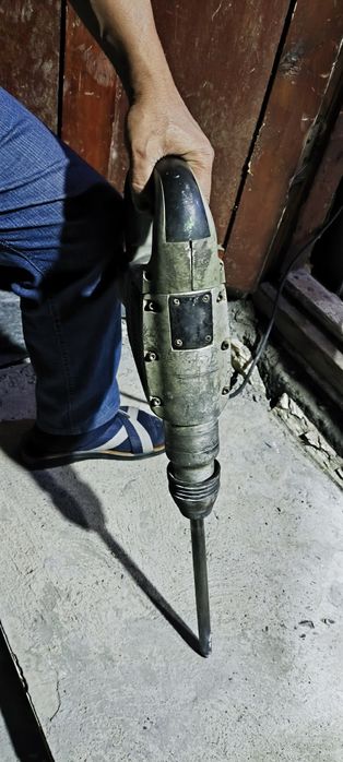 Перфоратор макс.