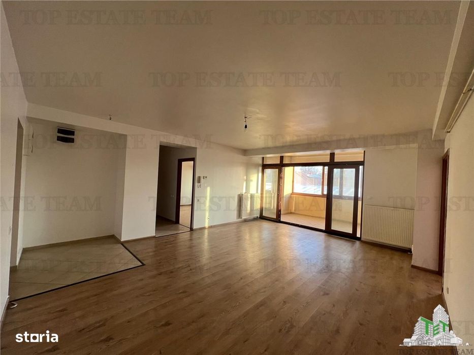Apartament 3 camere - central - vanzare - Braila