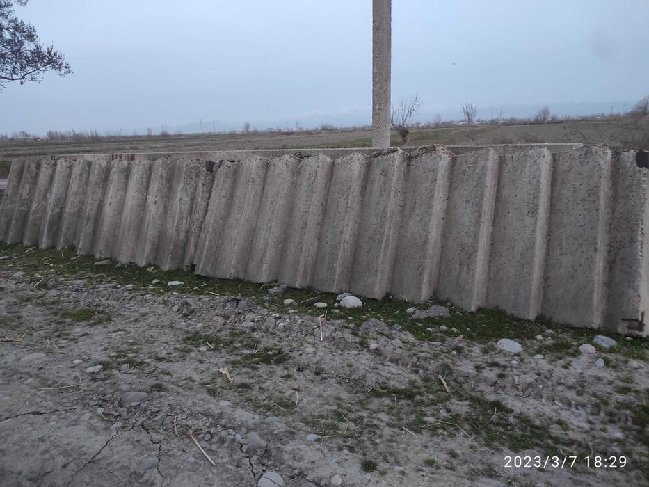 Лестничный марш. Бетонные плиты. Лотки