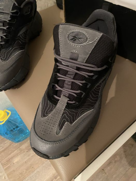 Продам кроссовки термо Reebok.