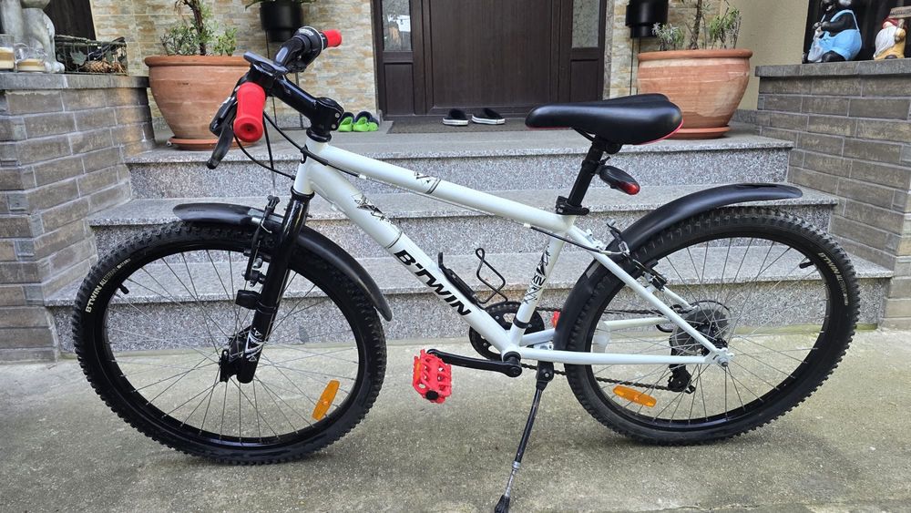 Bicicleta Rockrider300 / 24 inch